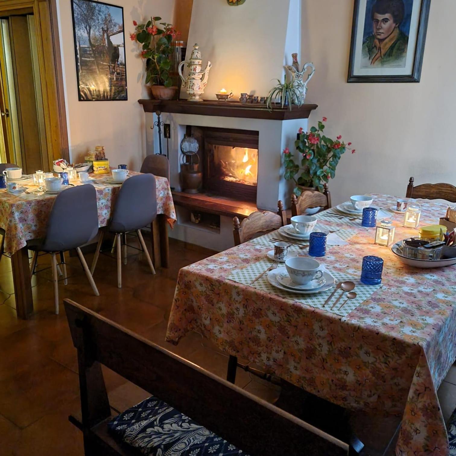 A Collodi Io & Mamma100 M Dal Parco Di Pinocchio Bed & Breakfast ภายนอก รูปภาพ