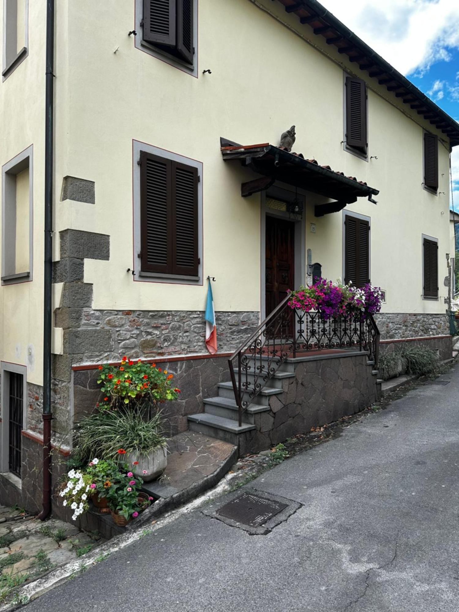 A Collodi Io & Mamma100 M Dal Parco Di Pinocchio Bed & Breakfast ภายนอก รูปภาพ